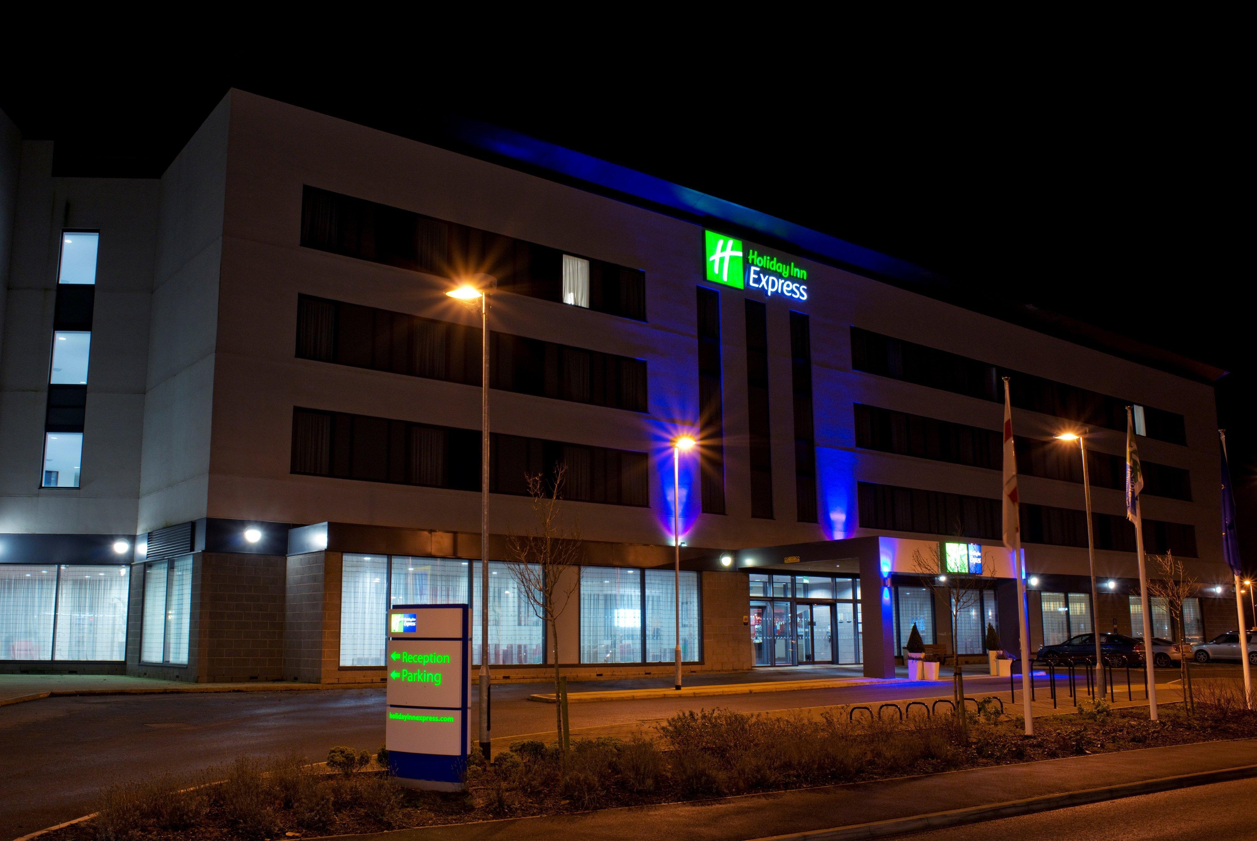 Holiday Inn Express Rotherham - North By Ihg Eksteriør billede